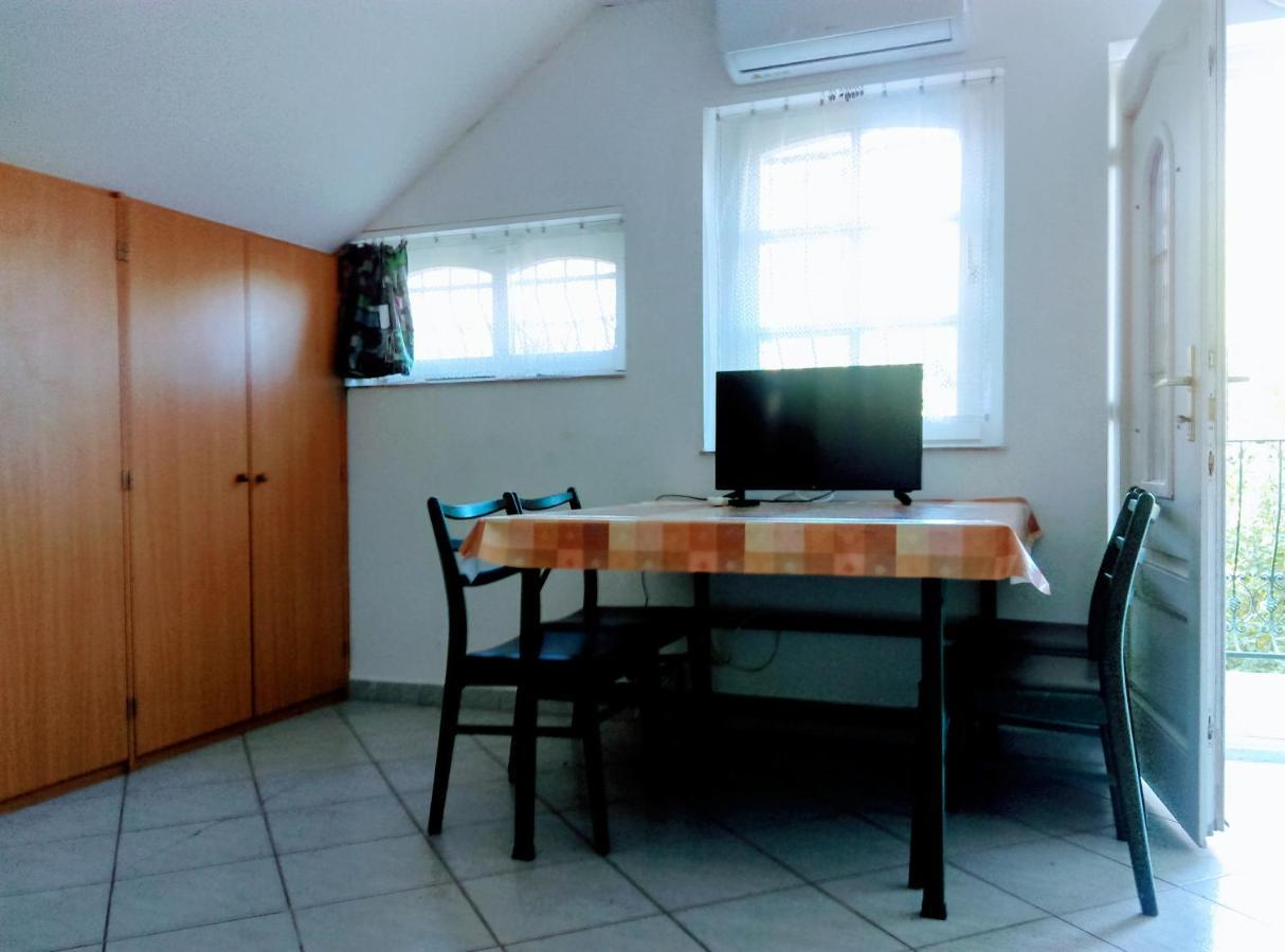 Ferienwohnung Fesztival Nyaralohaz Zamárdi Exterior foto
