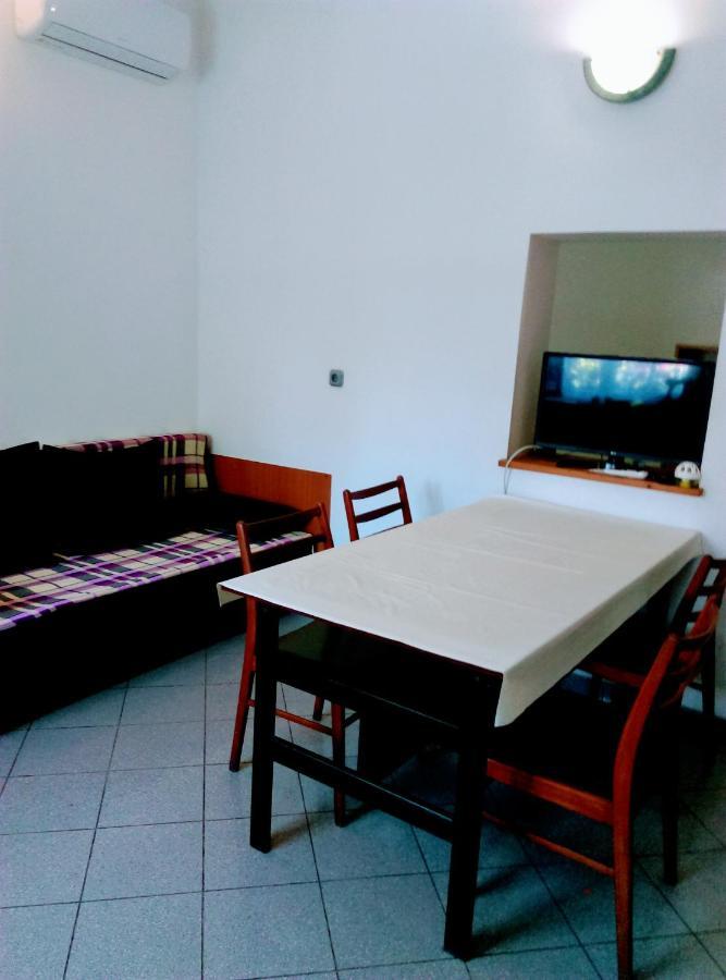 Ferienwohnung Fesztival Nyaralohaz Zamárdi Exterior foto