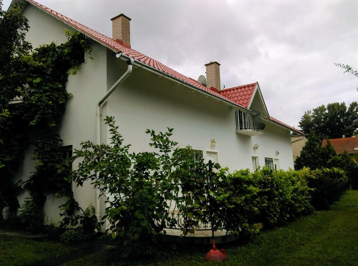 Ferienwohnung Fesztival Nyaralohaz Zamárdi Exterior foto