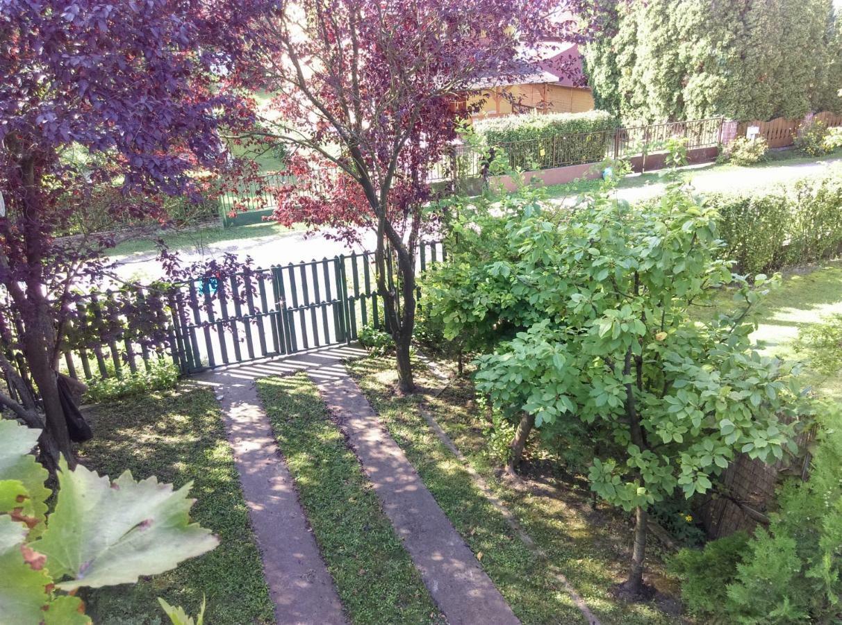 Ferienwohnung Fesztival Nyaralohaz Zamárdi Exterior foto