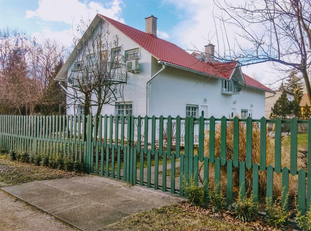 Ferienwohnung Fesztival Nyaralohaz Zamárdi Exterior foto
